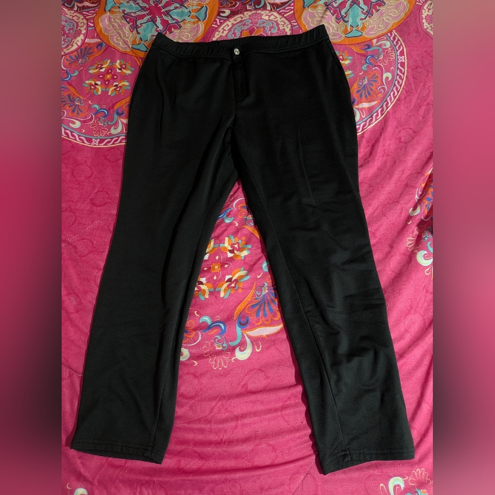Woman's Black Jeggings Pants